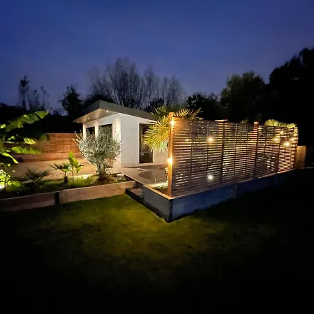 River Guest House With Jacuzzi Fire And Boat Hire Staines-upon-Thames Exterior photo